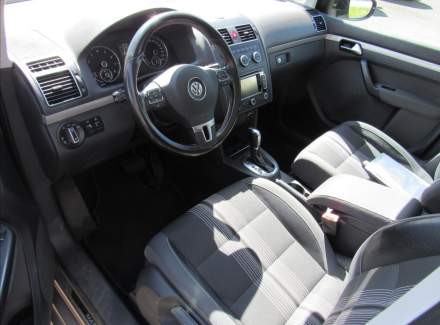 Volkswagen - Touran