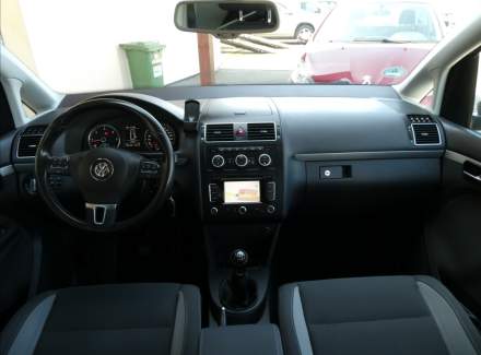 Volkswagen - Touran