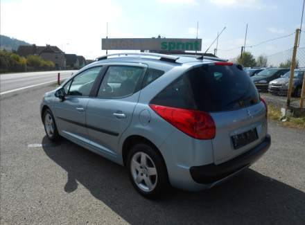 Peugeot - 207