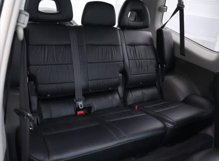 Mitsubishi - Pajero