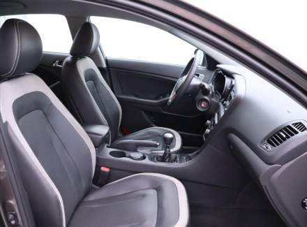 Kia - Optima