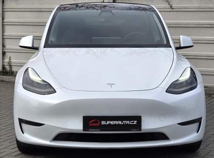 Tesla - Model Y