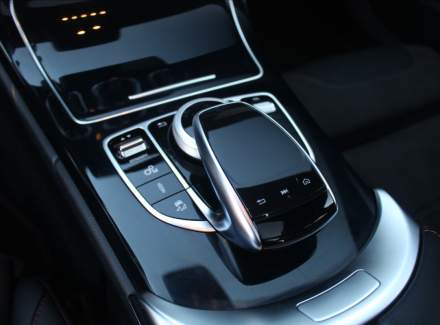 Mercedes-Benz - C-class