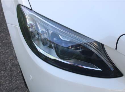 Mercedes-Benz - C-class