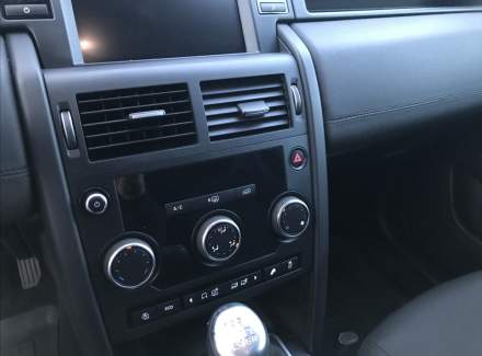 Land Rover - Discovery Sport