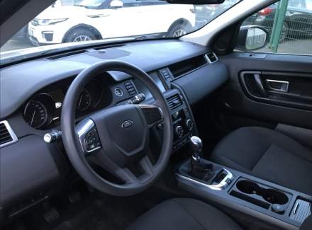 Land Rover - Discovery Sport
