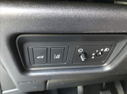 Land Rover - Discovery Sport