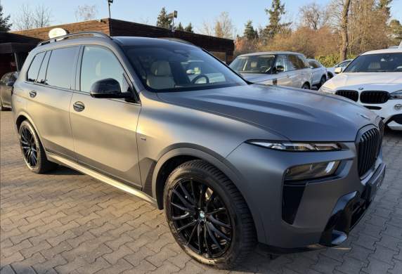 BMW - X7