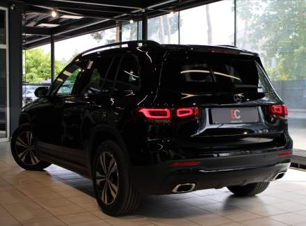 Mercedes-Benz - GLB