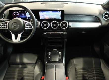 Mercedes-Benz - GLB