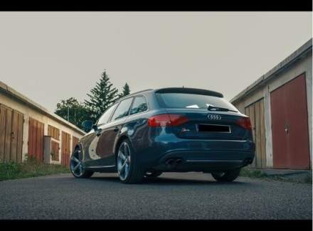 Audi - S4