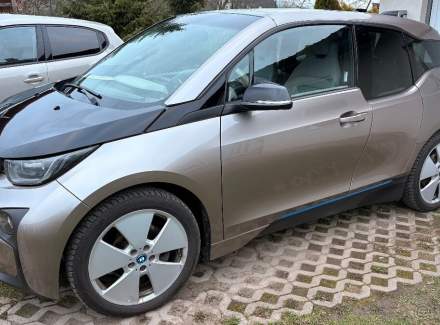 BMW - i3