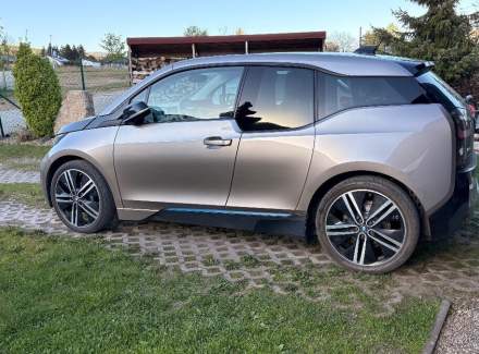 BMW - i3