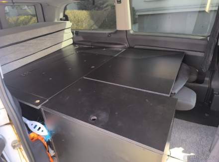 Mercedes-Benz - Vito