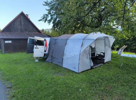 Mercedes-Benz - Vito