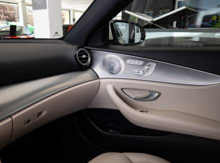 Mercedes-Benz - E-class