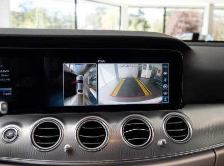 Mercedes-Benz - E-class