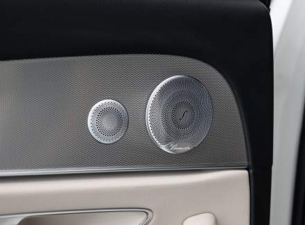 Mercedes-Benz - E-class