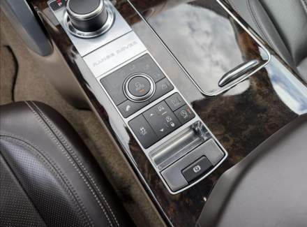 Land Rover - Range Rover