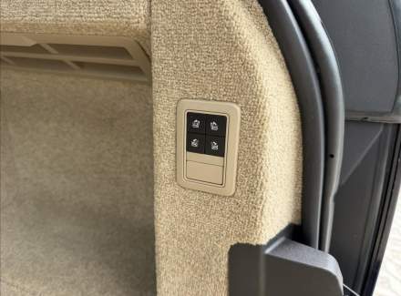Land Rover - Range Rover
