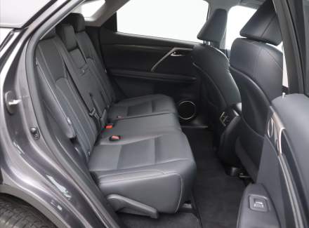 Lexus - RX