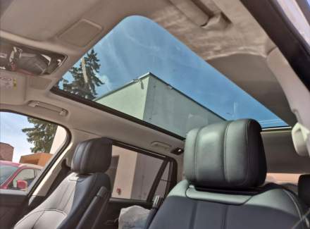 Land Rover - Range Rover