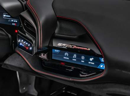 Ferrari - SF90 Stradale