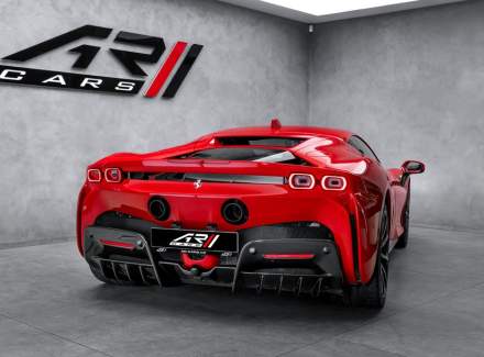 Ferrari - SF90 Stradale