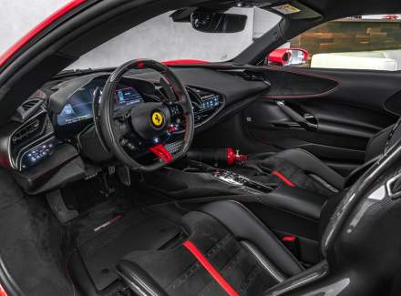 Ferrari - SF90 Stradale