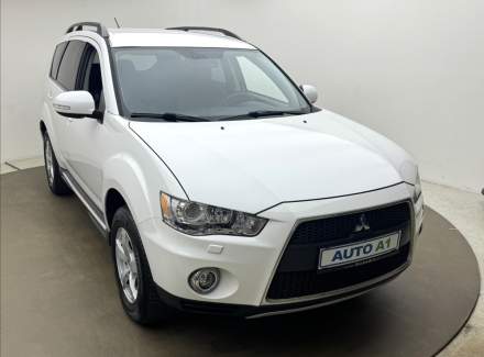 Mitsubishi - Outlander