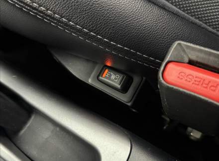 Mitsubishi - Outlander