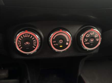 Mitsubishi - Outlander