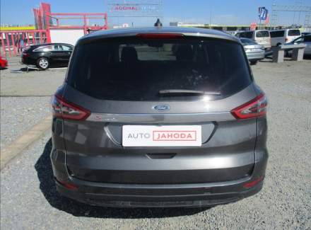 Ford - S-MAX