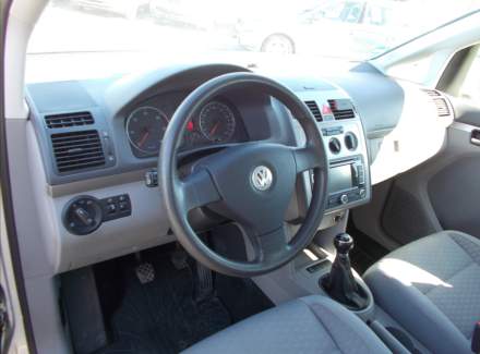 Volkswagen - Touran