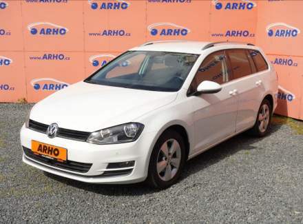 Volkswagen - Golf
