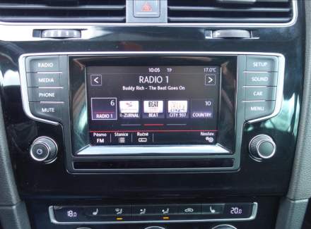 Volkswagen - Golf