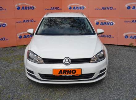 Volkswagen - Golf