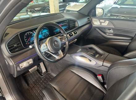 Mercedes-Benz - GLS