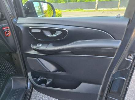 Mercedes-Benz - V-class