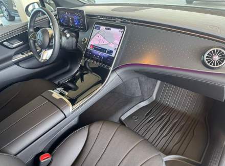 Mercedes-Benz - EQE