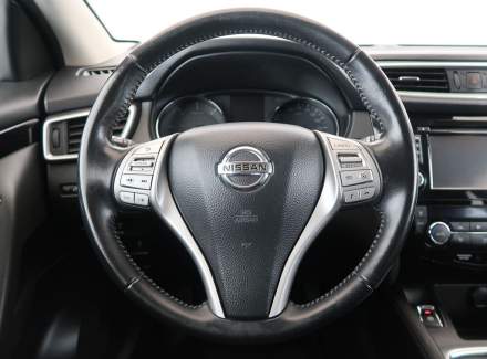 Nissan - Qashqai