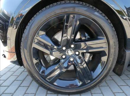 Land Rover - Discovery