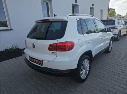 Volkswagen - Tiguan