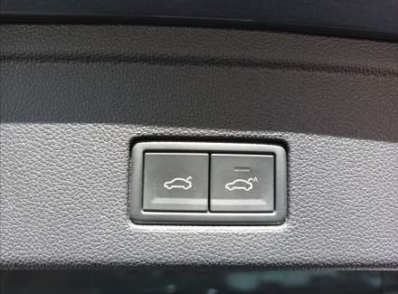 Volkswagen - Touareg