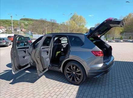 Volkswagen - Touareg