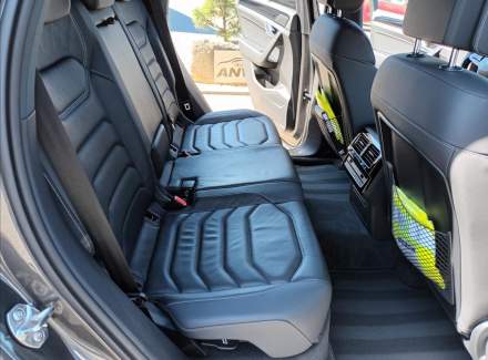 Volkswagen - Touareg