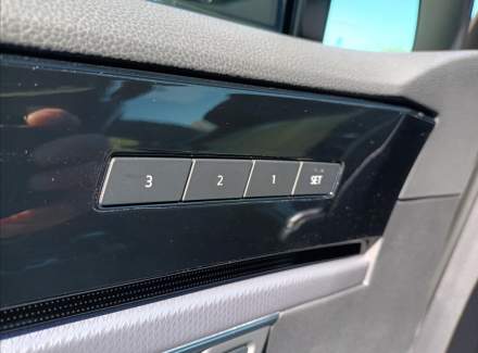 Volkswagen - Touareg