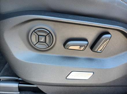 Volkswagen - Touareg