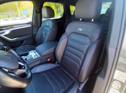 Volkswagen - Touareg