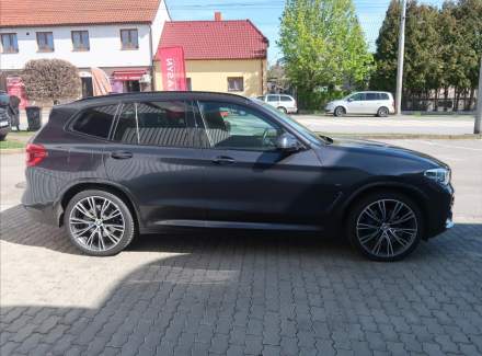 BMW - X3